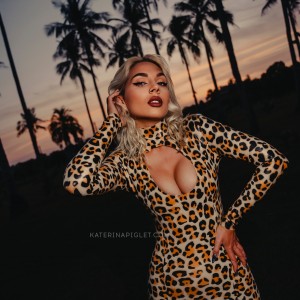 Mistress in Leopard Dress